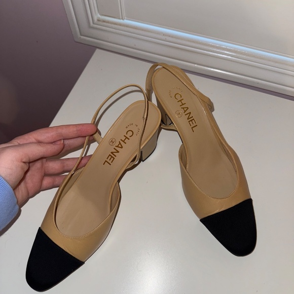 Authentic Chanel Classic Slingbacks Size 38 - Picture 3 of 9